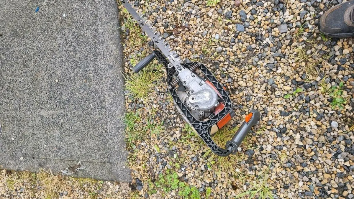 Husqvarna hedge trimmer, hedge cutter - Image 3