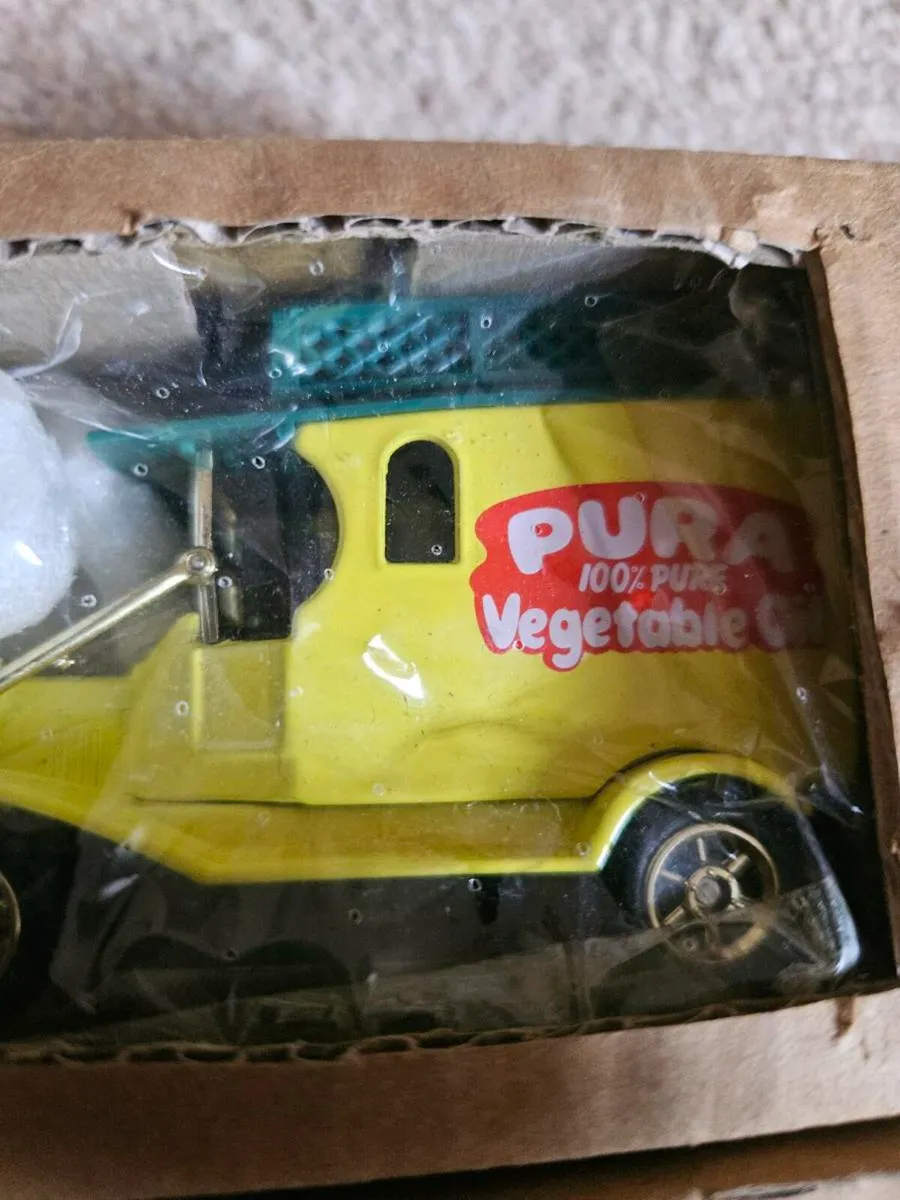Corgi Lledo Pura Vegetable Oil Van - Image 2