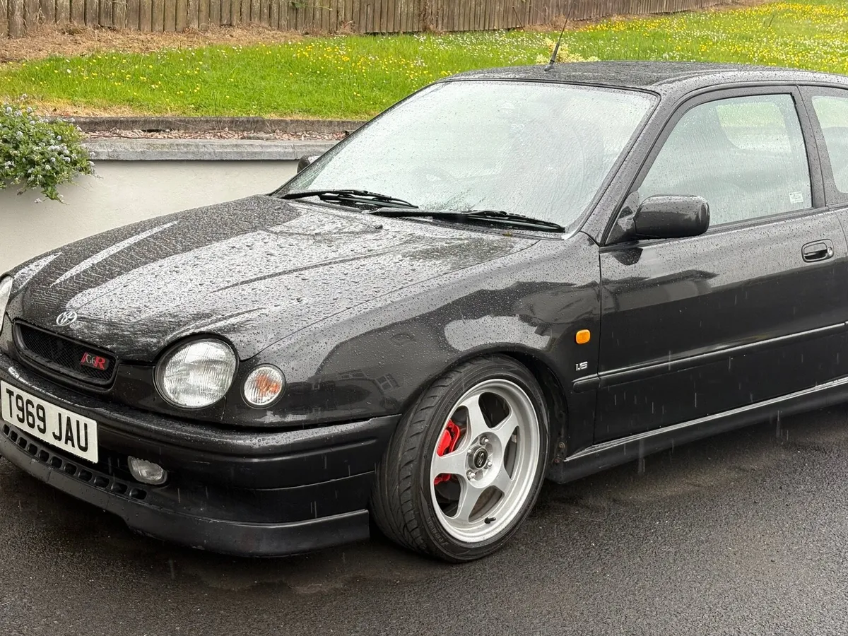 Toyota Corolla 1999 - Image 3