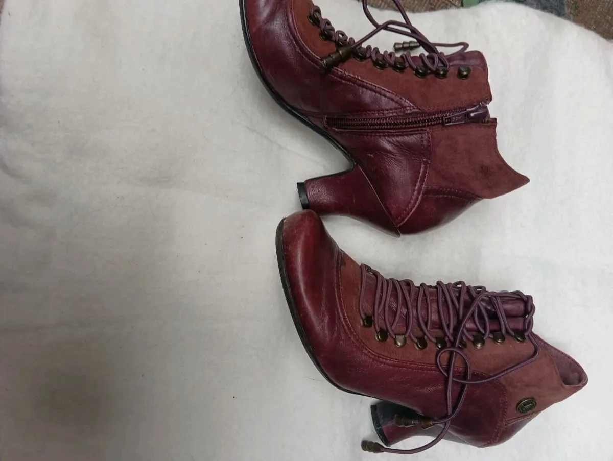 Beautiful hush puppies boots vintage size 5 - Image 2