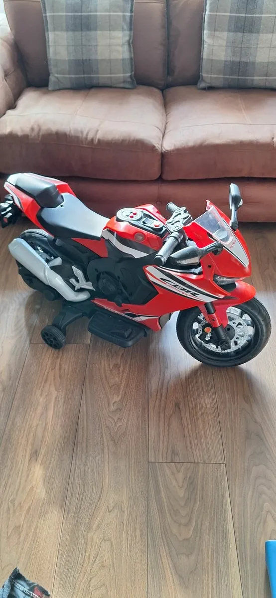 Kids honda cbr - Image 2