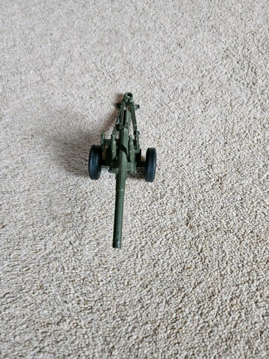 Corgi Crescent WW2 Artillery Piece - Image 1