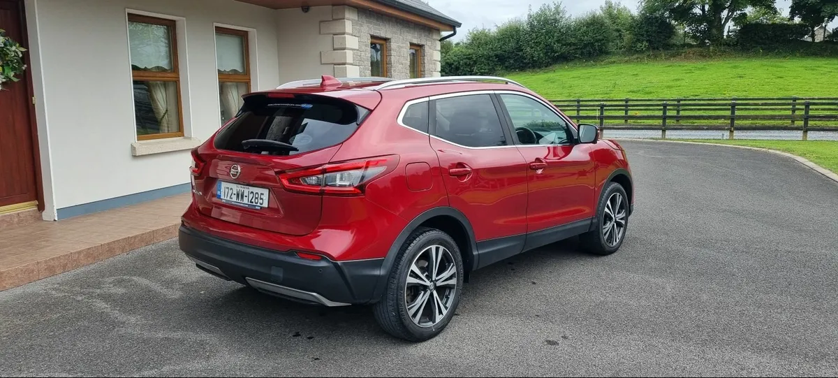172 Nissan Qashqai 1.5 DCi N-Connecta - Image 3