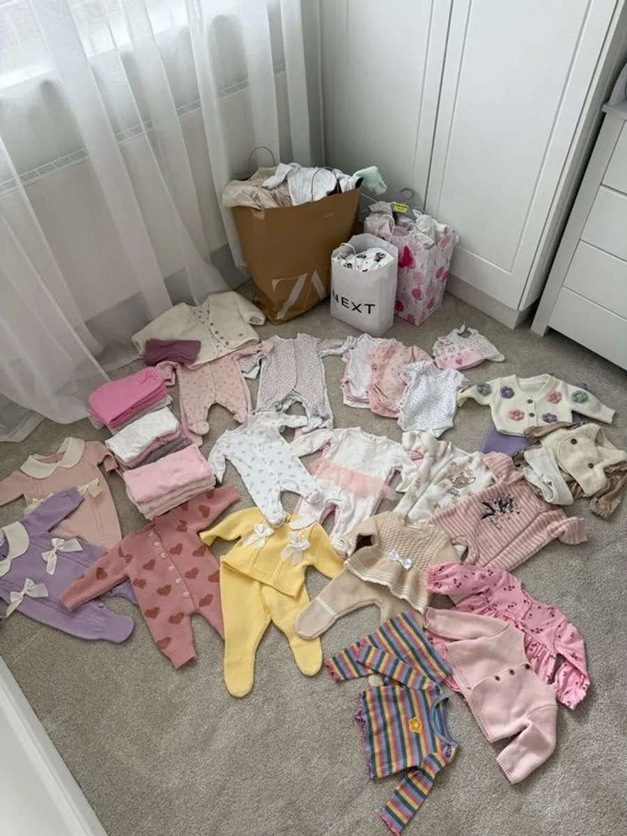 Clothes for girls 0-6 months - Image 1