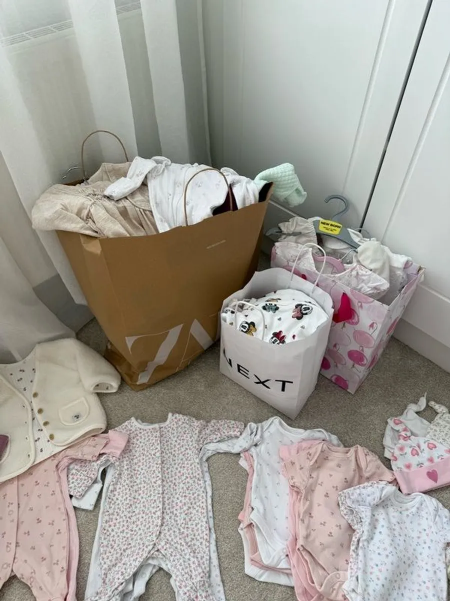 Clothes for girls 0-6 months - Image 2