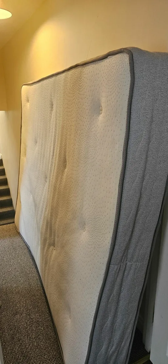 Free King size bed mattress - Image 1