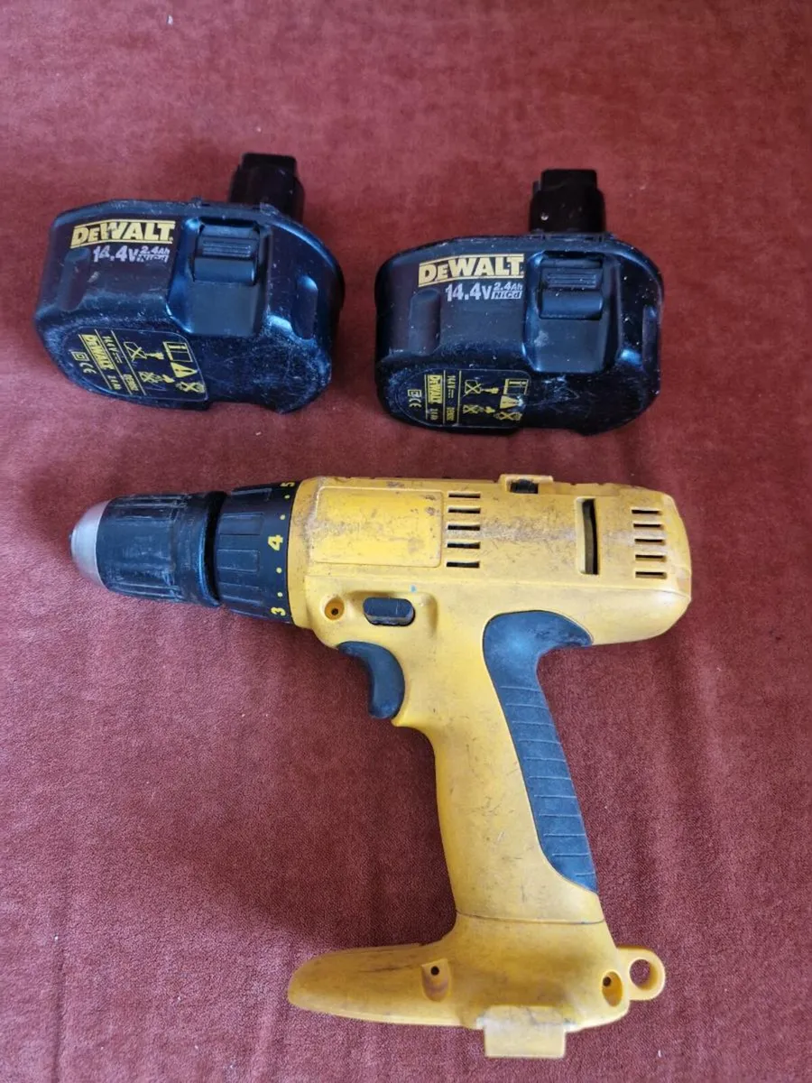 Dewalt 14.4 v drill