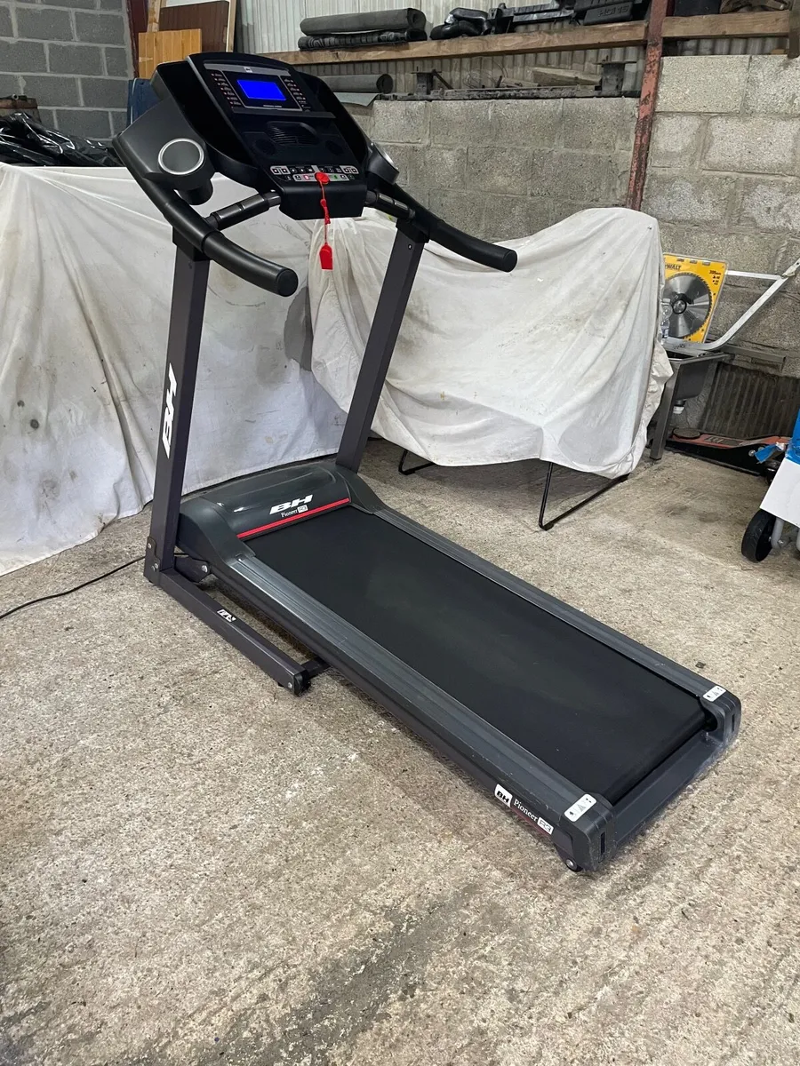 BH Pioneer R3 Treadmill - Image 1