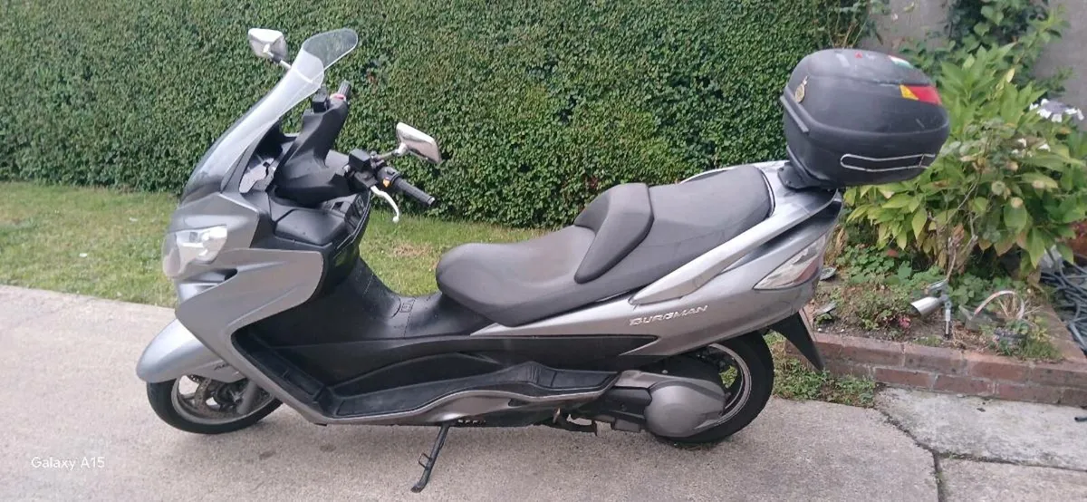 Suzuki Burgman 400 - Image 2