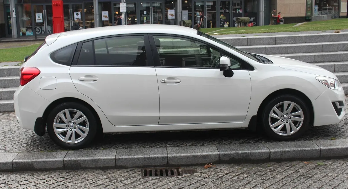 Subaru Impreza 2017 1.6 petrol Automatic - Image 2