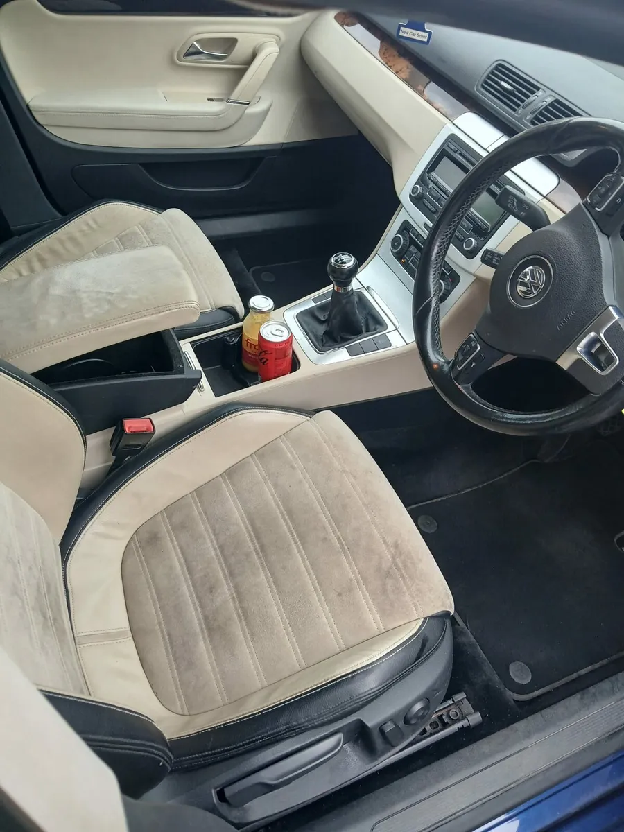 Car - Image 2