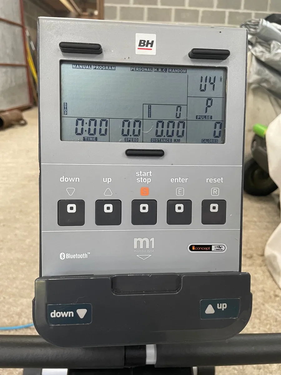 BH Aqua Dual Rowing machine - Image 3