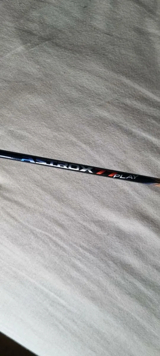 Badminton racket - Image 3