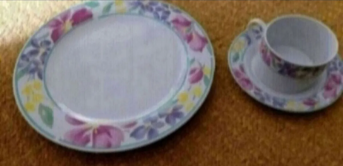 Dinner  X  4  PIECE Dinner SET - Image 3
