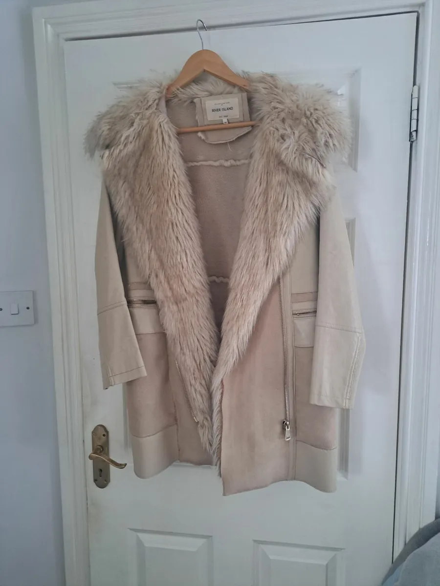 Beautiful River Island Coat - Image 1