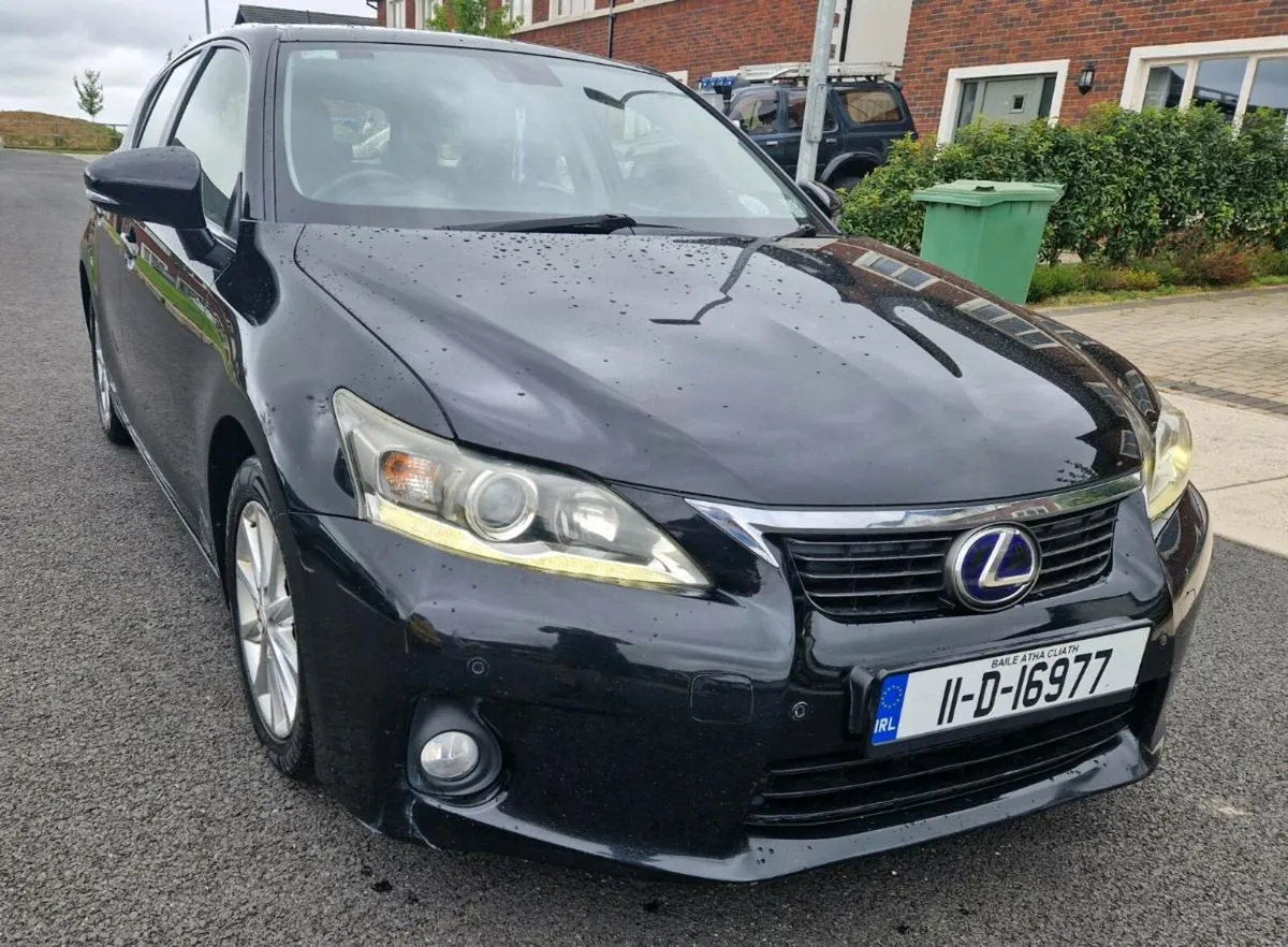Lexus Ct200h - Image 3