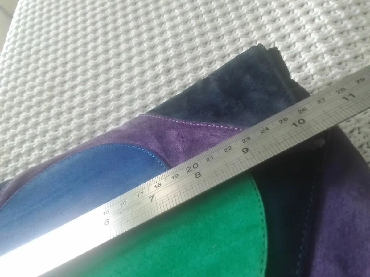 VINTAGE MARC JACOBS SUEDE LEATHER  CLUTCH BAG - Image 3