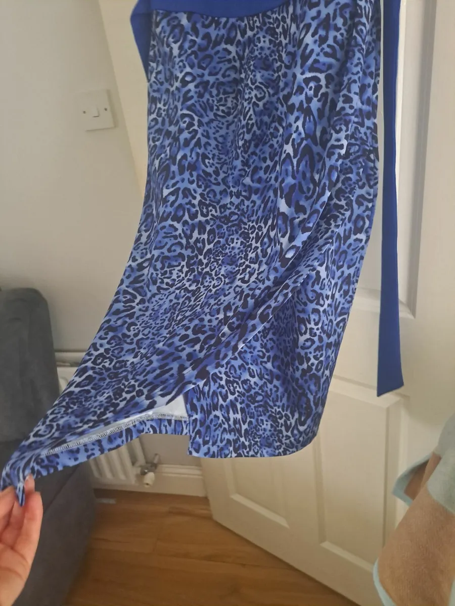 Clothes - Image 3