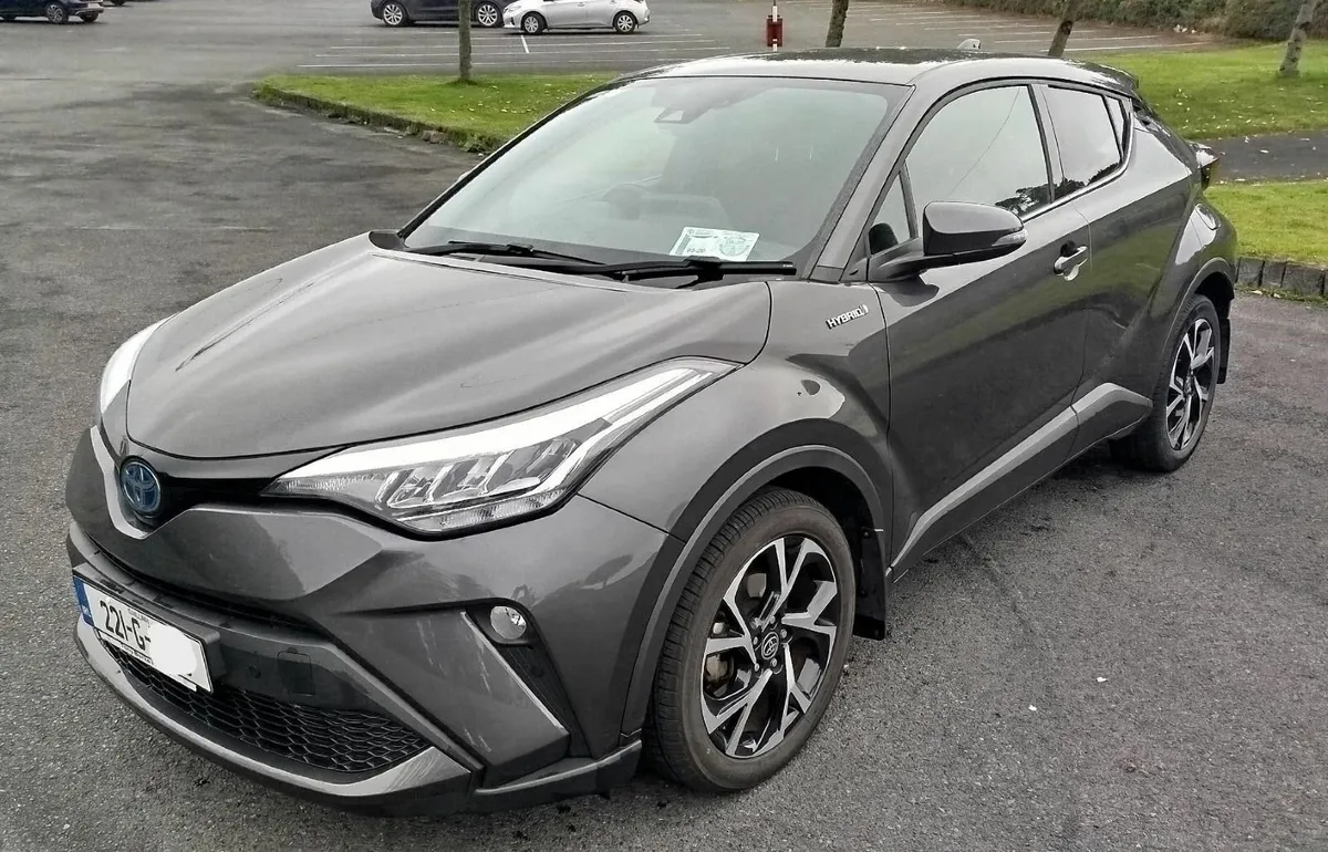 Toyota C-HR 1.8 Hybrid Sport - Image 3