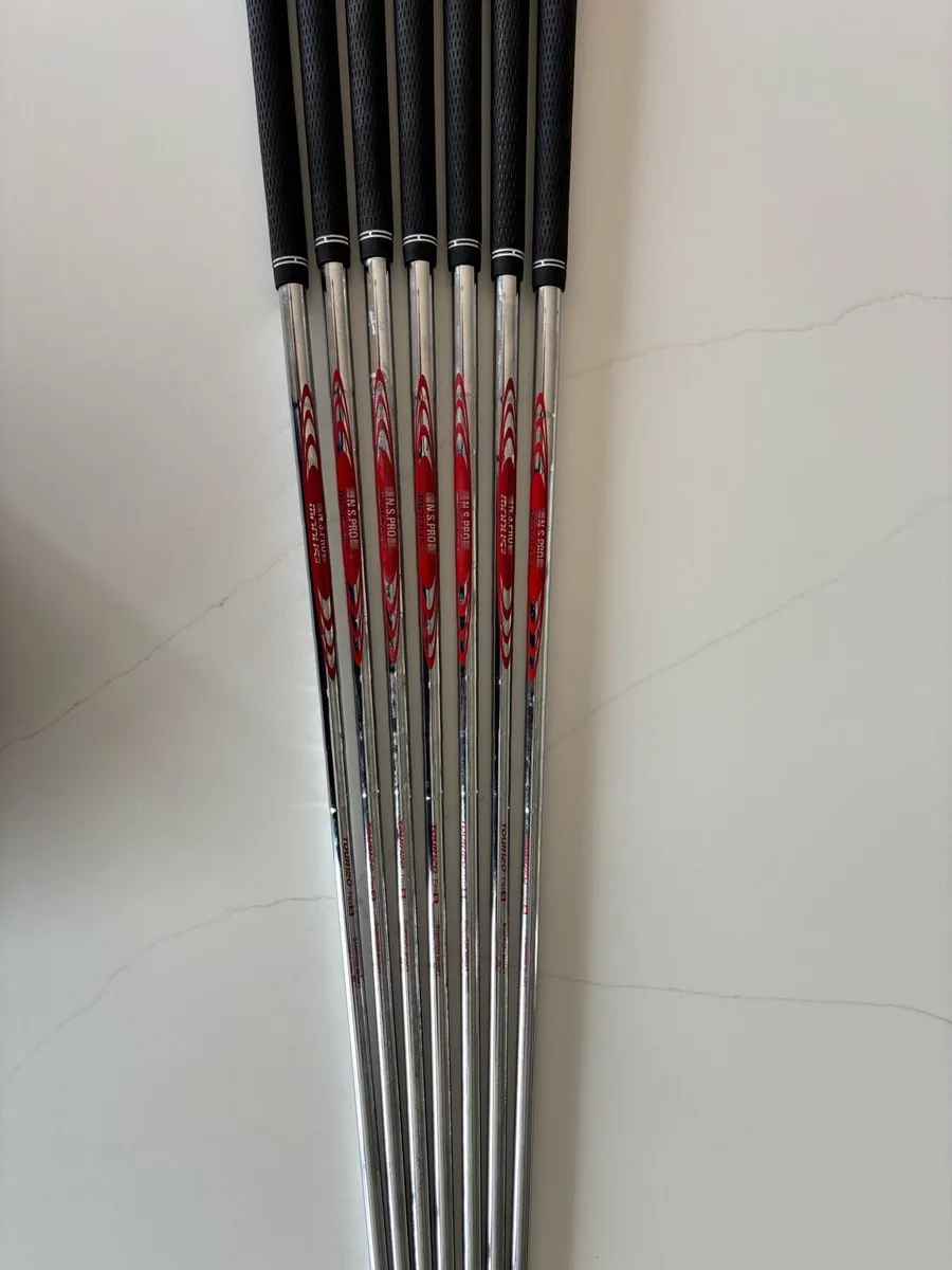 Iron Shafts 4-PW Stiff - Image 2
