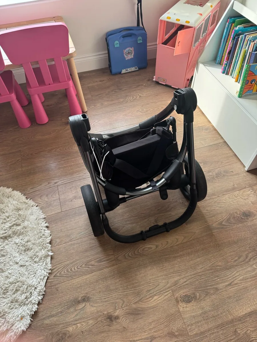 iCandy Peach Pushchair Carrycot & Car Seat Bundle - Image 4