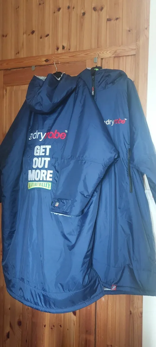Dryrobe - Image 1