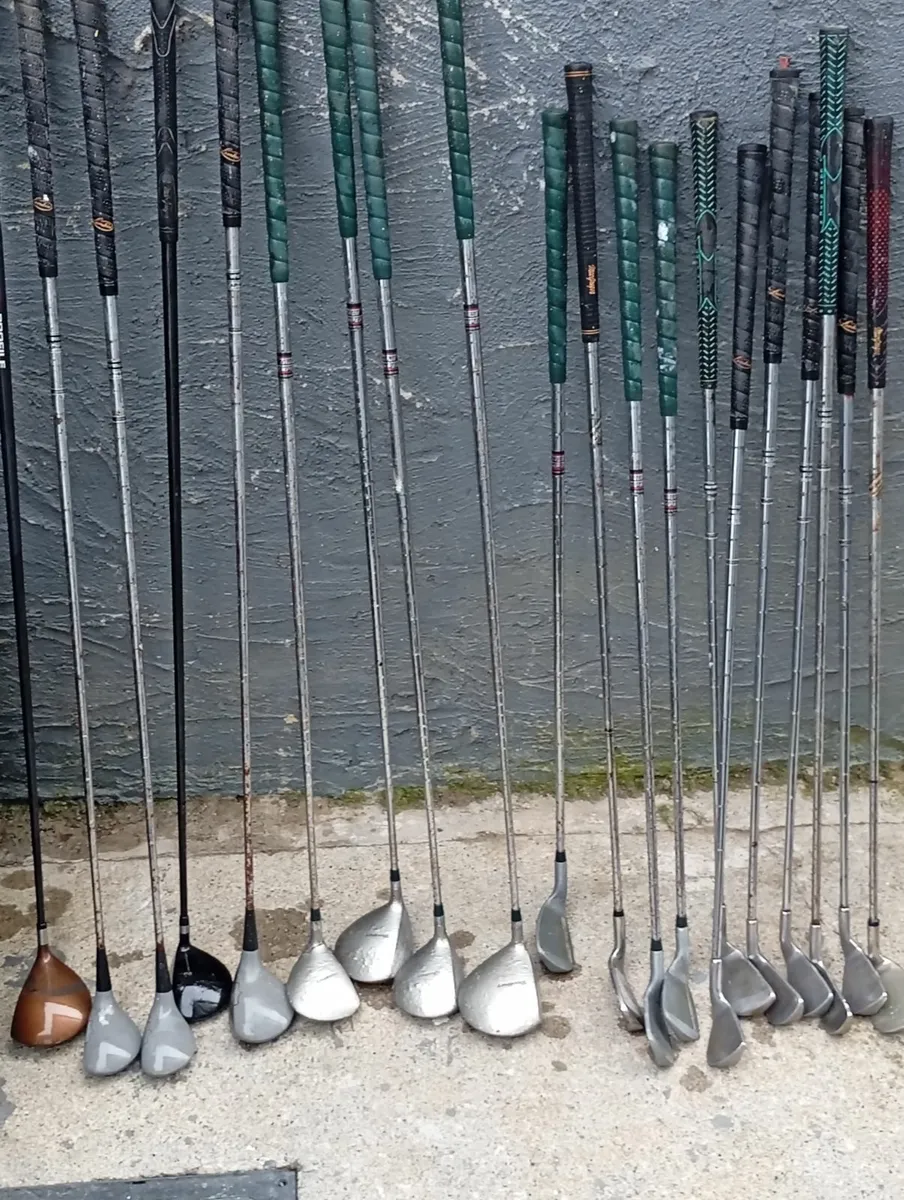 Golfing - Image 3