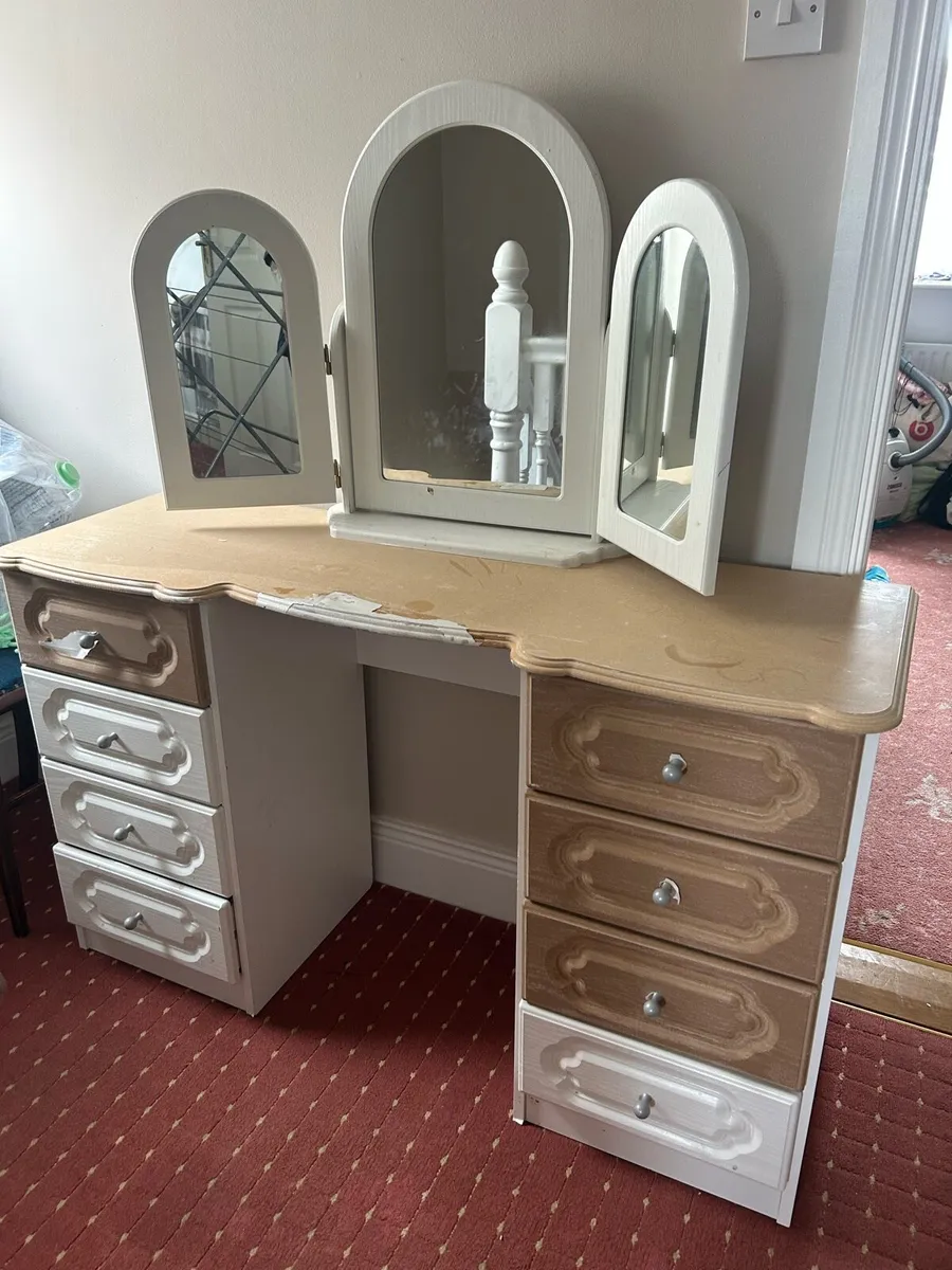 Dressing Table and Mirror - Image 2