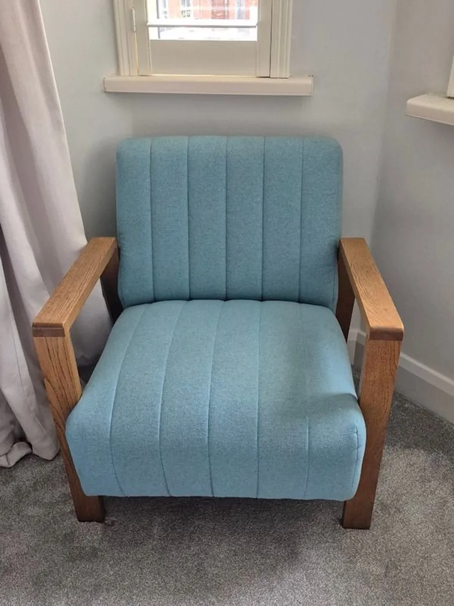 couch and chair - Image 2