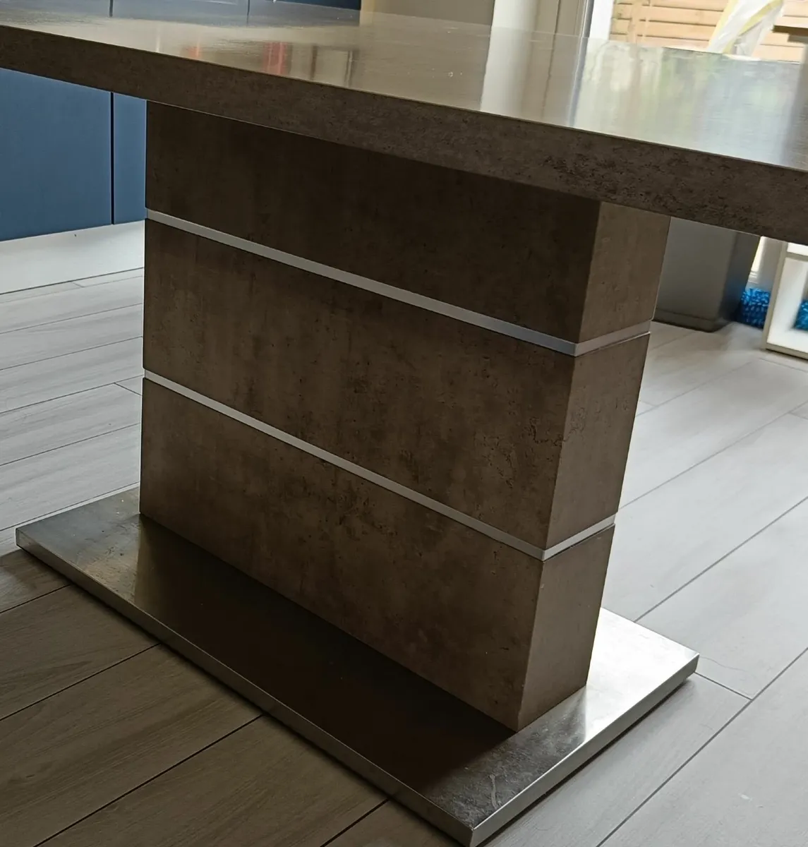 Dining Table - Image 3