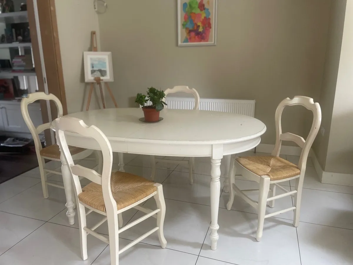 Dinner Table and chairs