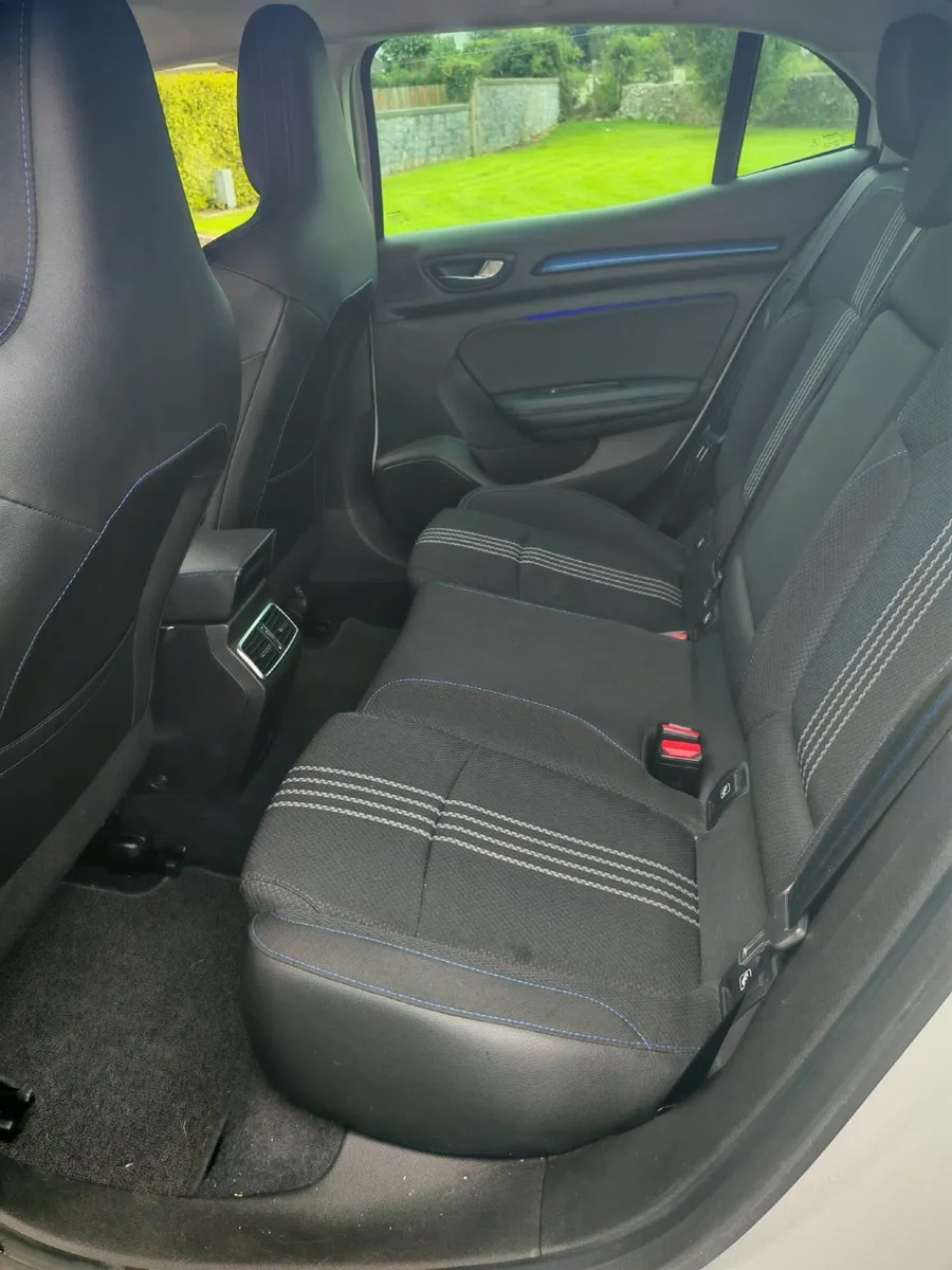 Renault Megane GT 2019 - Image 4
