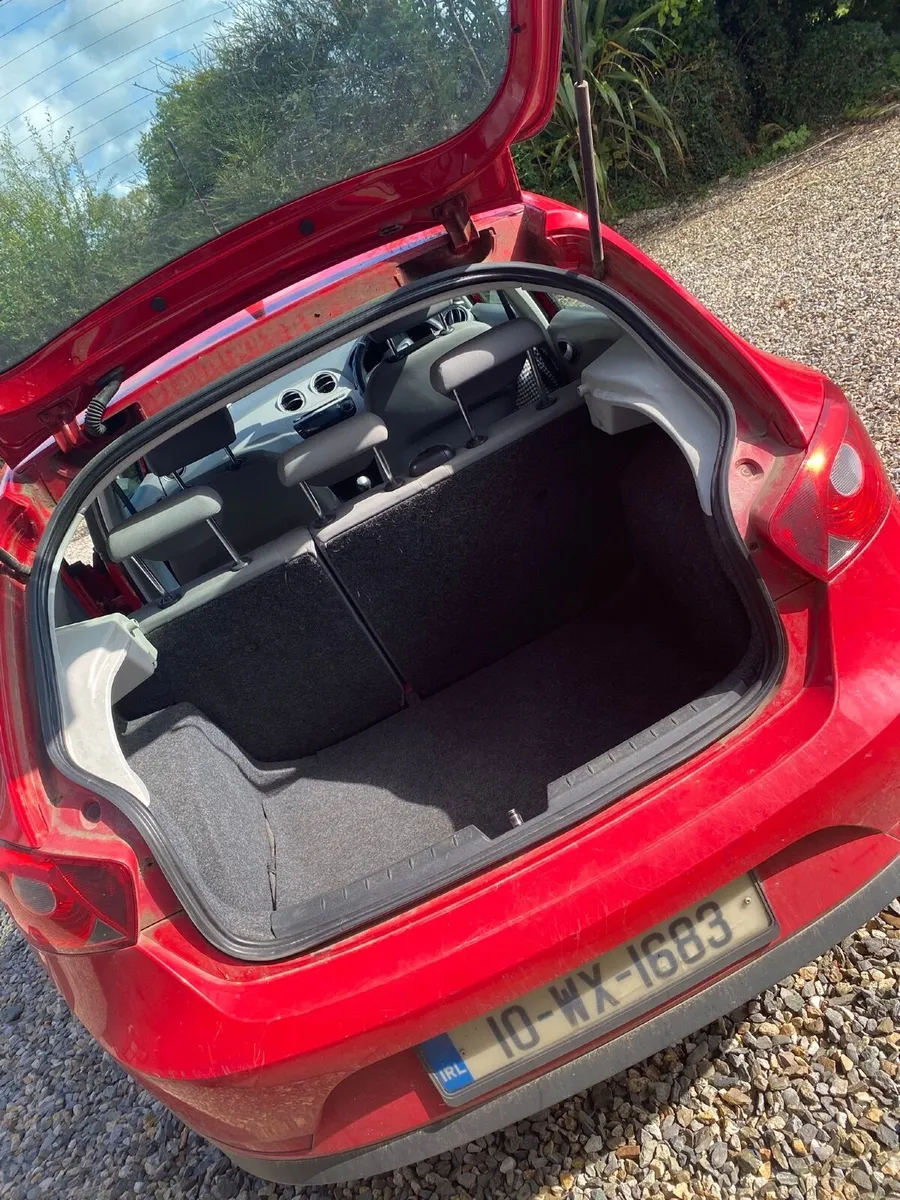 SEAT Ibiza 2010 - Image 3
