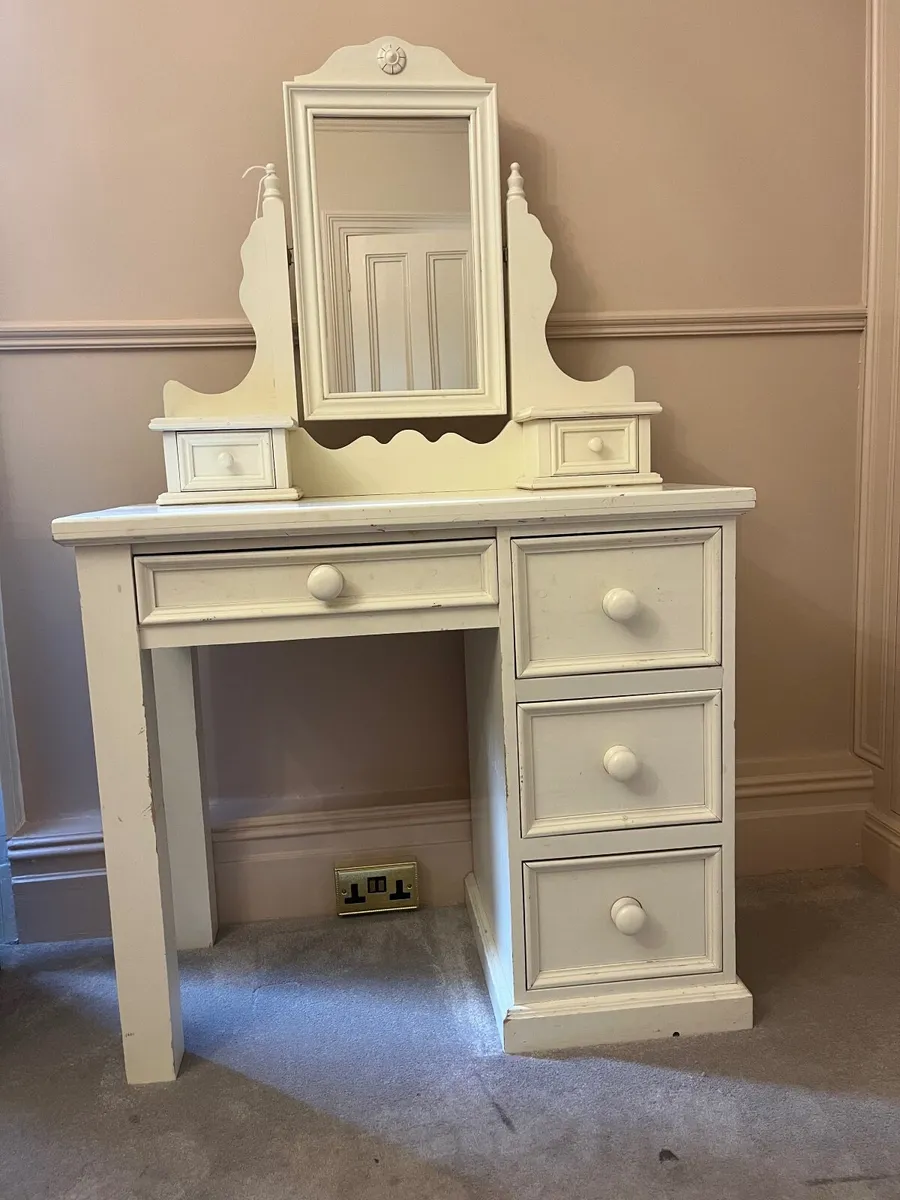 French style dressing table  for bed room - Image 3