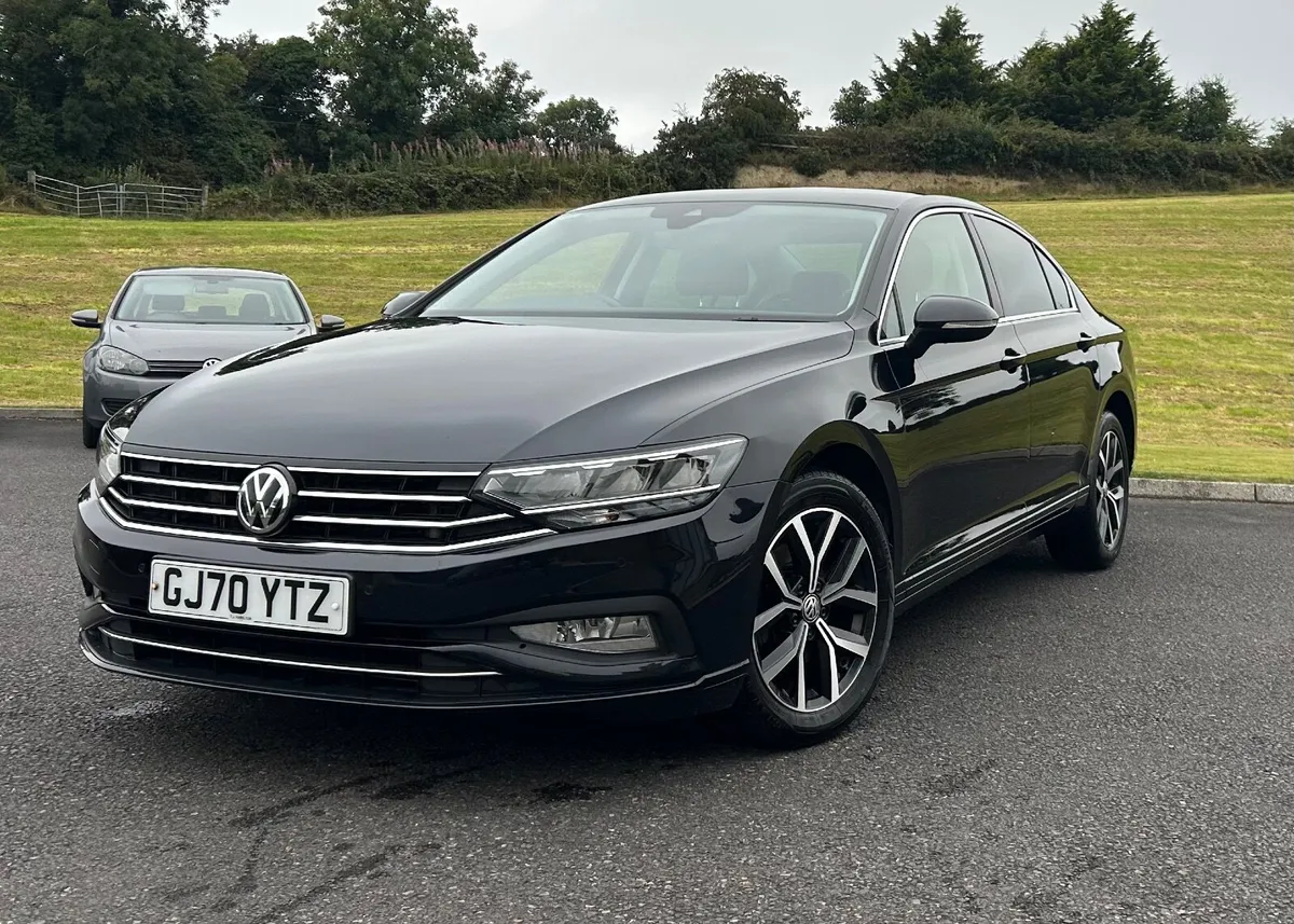 Volkswagen Passat 2020 - Image 3