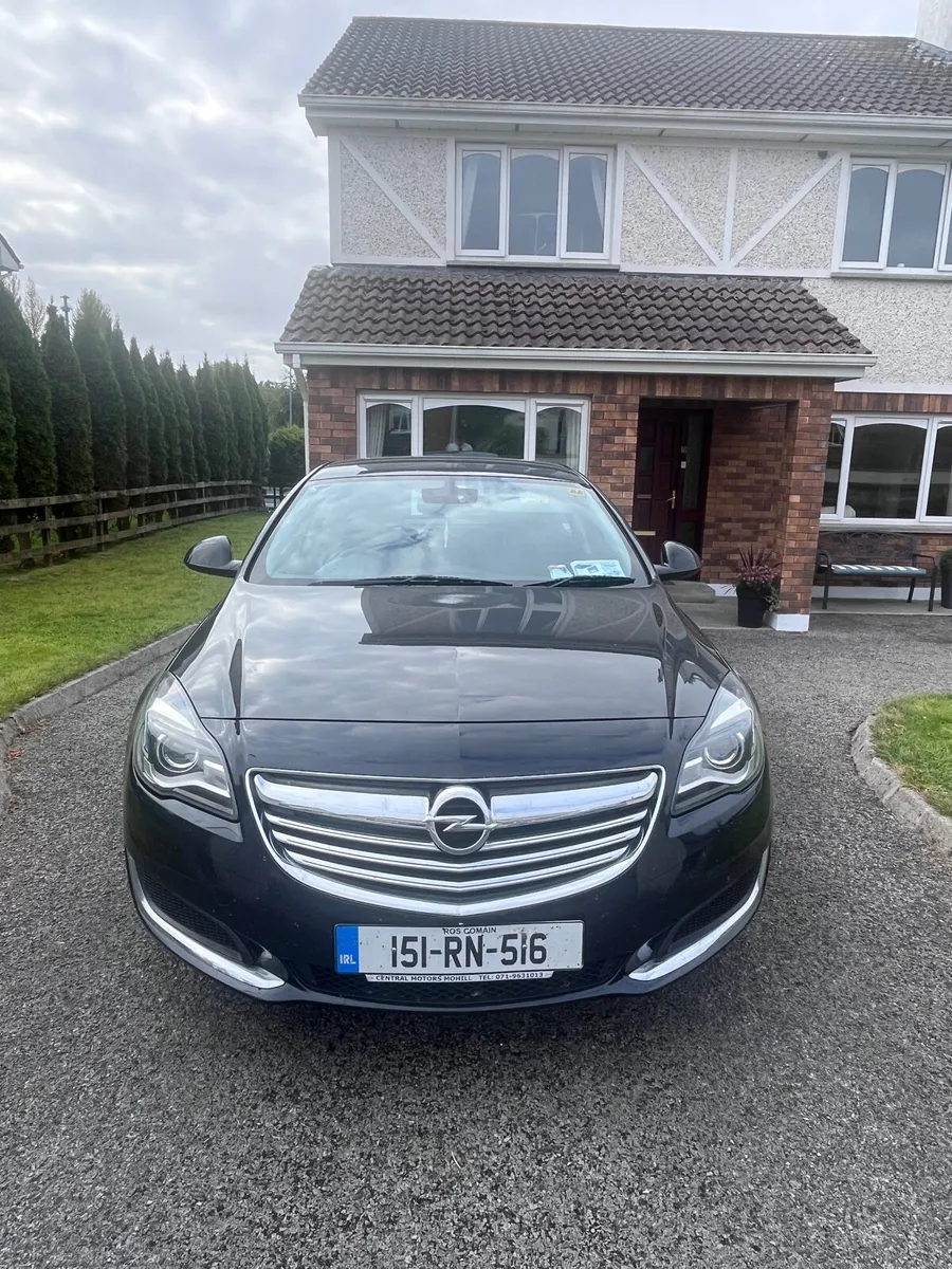 Opel Insignia - Image 1