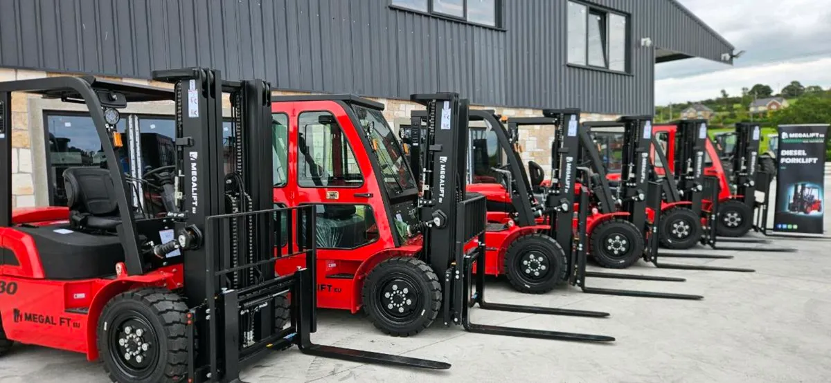 Megalift 3 tonne forklifts - Image 1