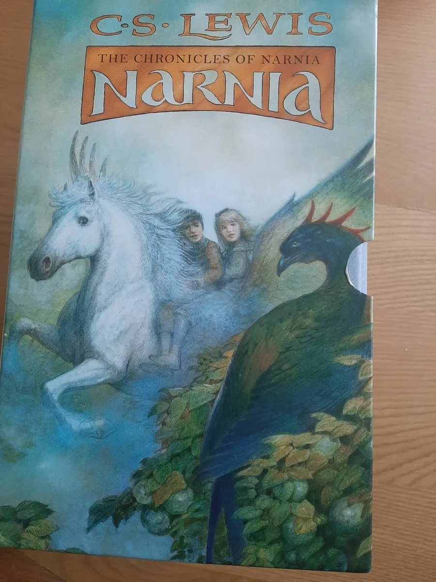 Books - Image 4