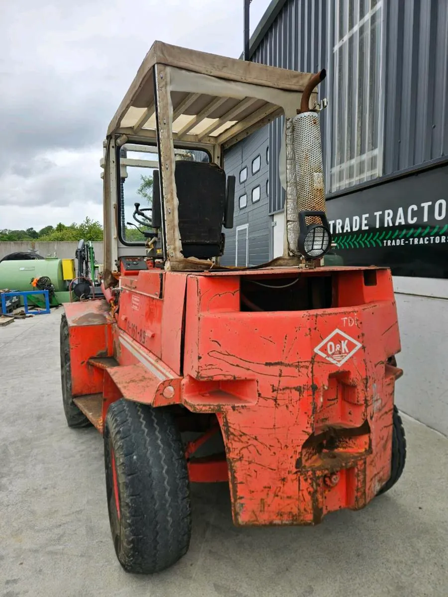 O&K rough terrain 3T forklift - Image 4