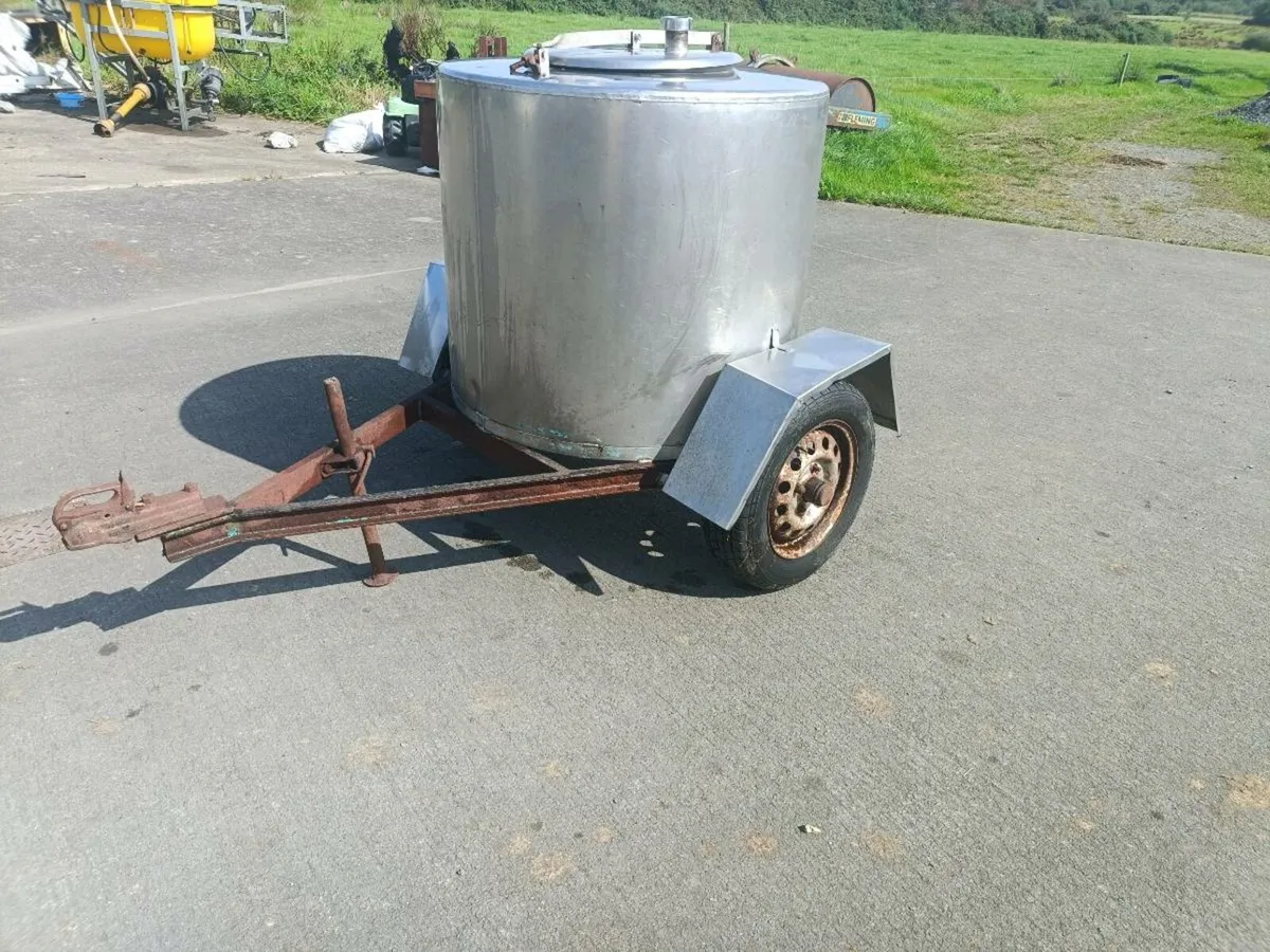 Mobile bulk tank - Image 1