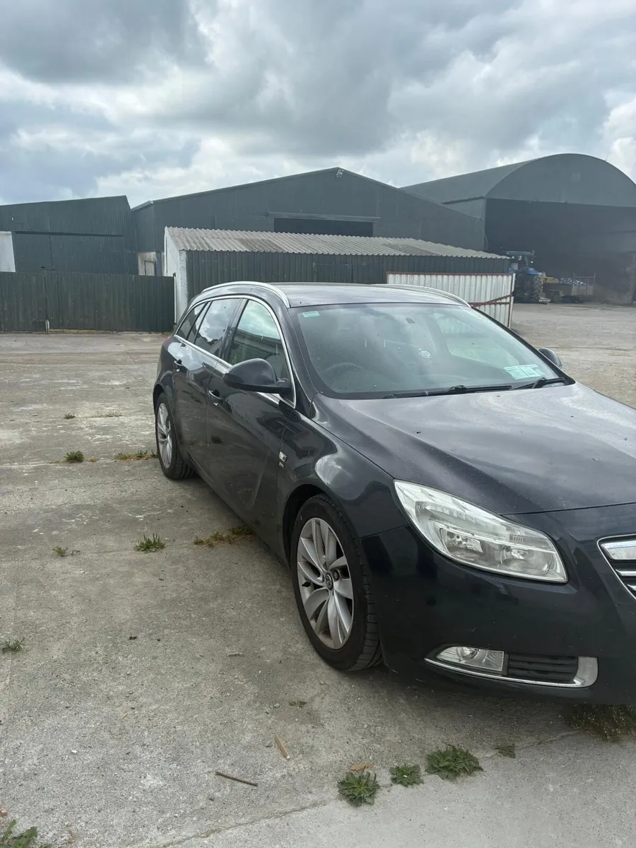 Vauxhall Insignia - Image 2