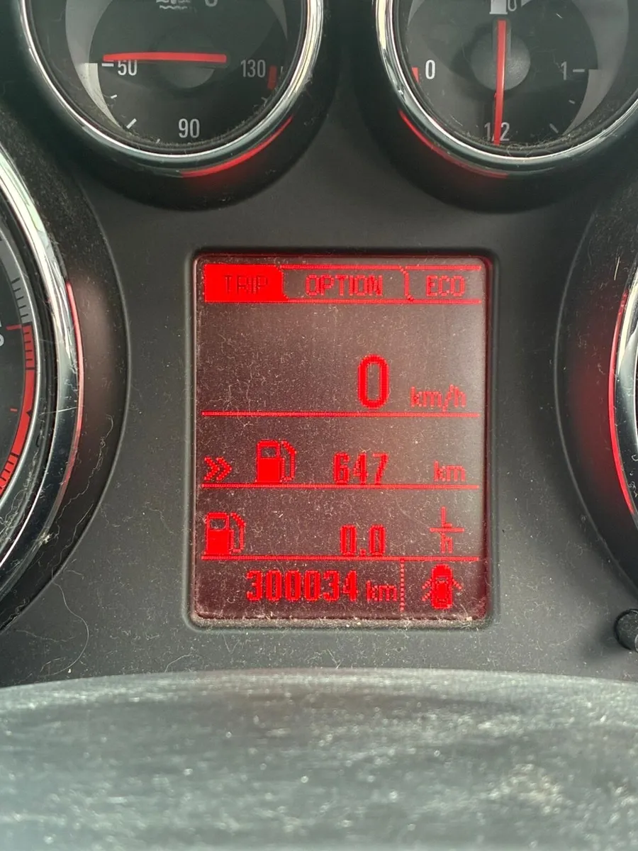 Vauxhall Insignia - Image 4