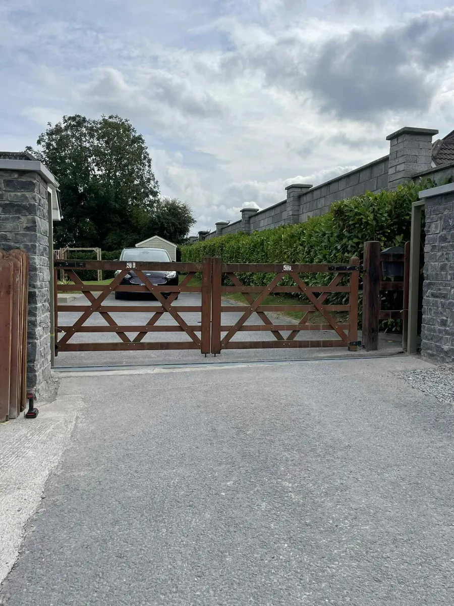 Garden gates - Image 1
