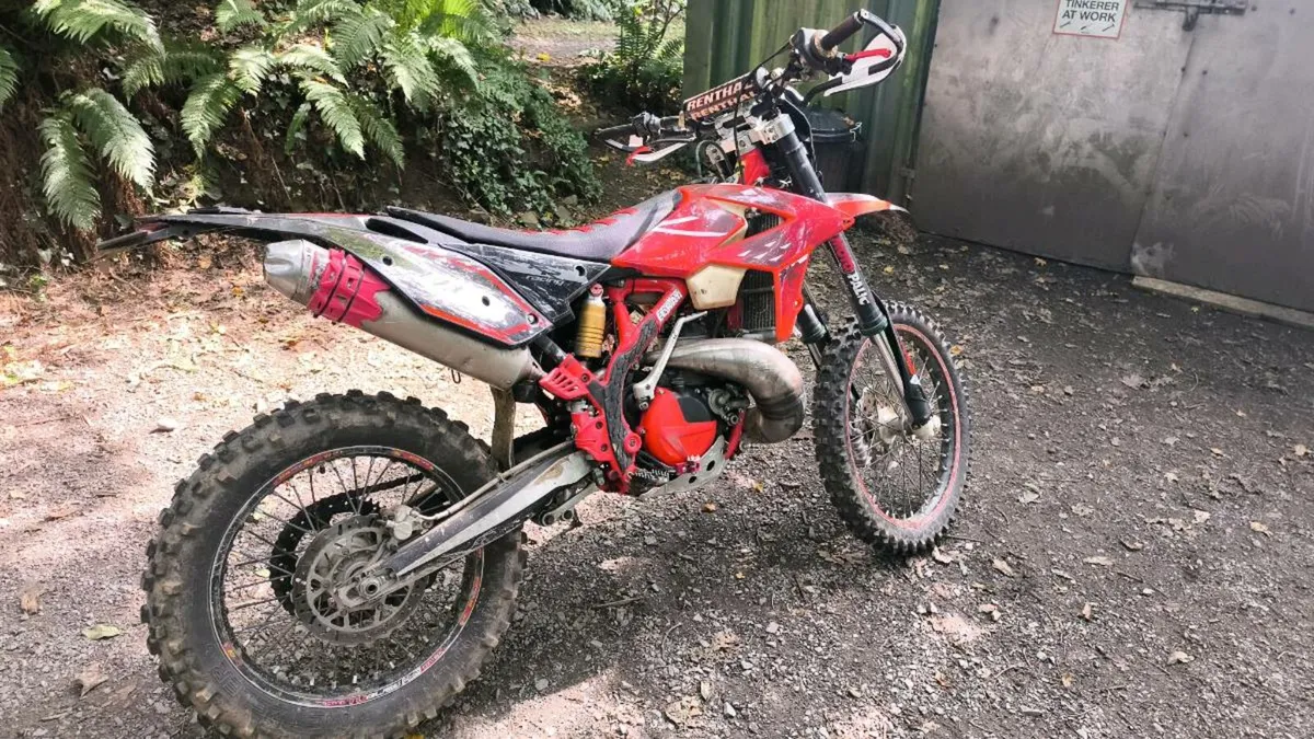 Beta 300RR road reg taxed - Image 2