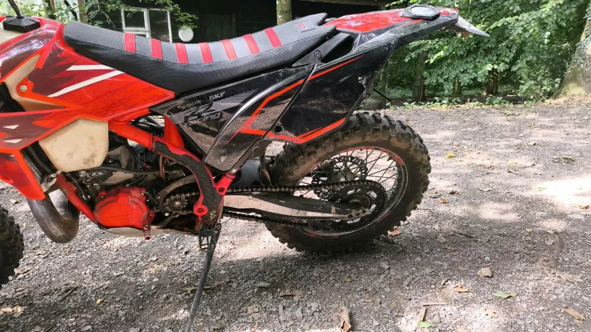 Beta 300RR road reg taxed - Image 4