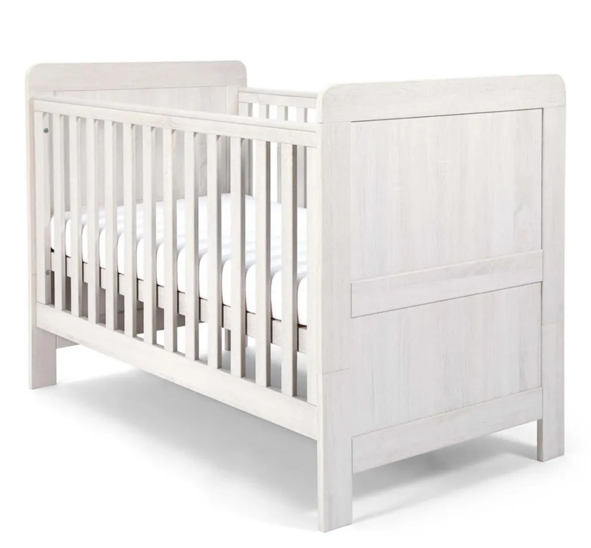 Mamas and Papas Cot/Bed, Dresser & Wardrobe Set - Image 2