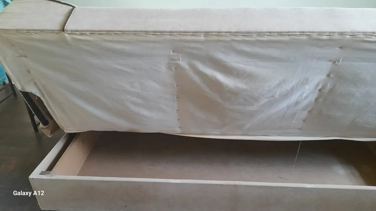 Sofabed - Image 4