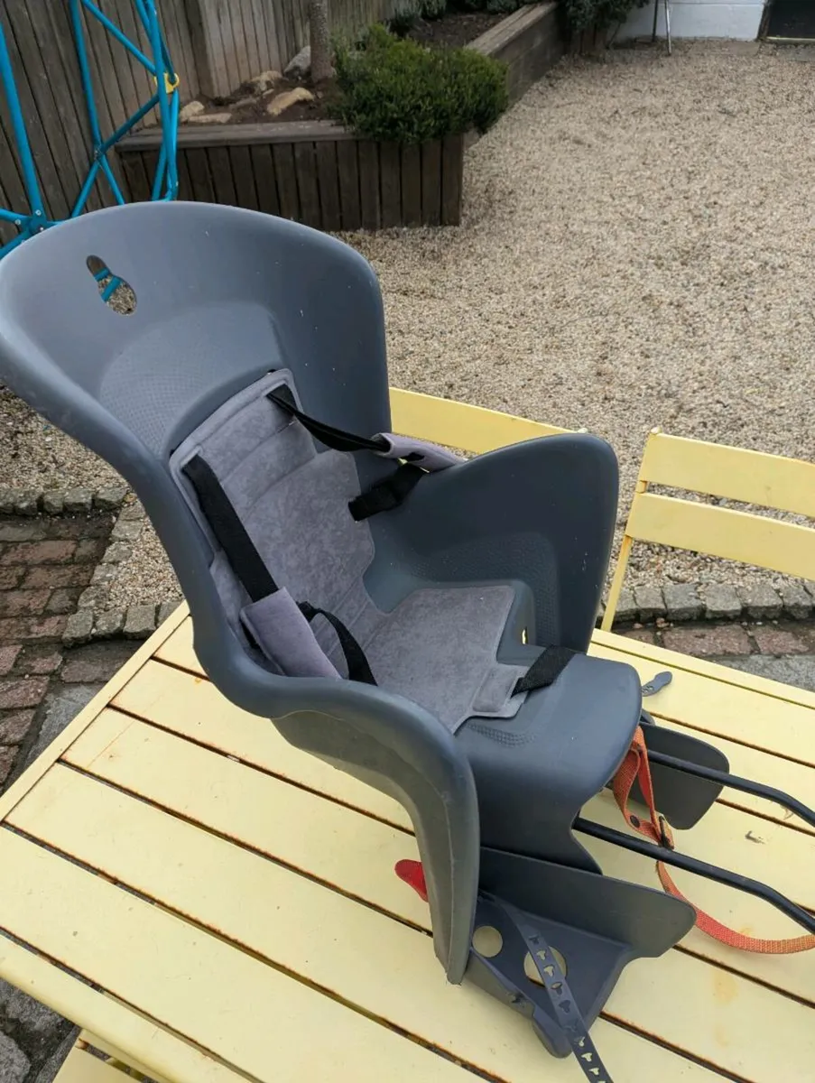Child Seat - Image 1
