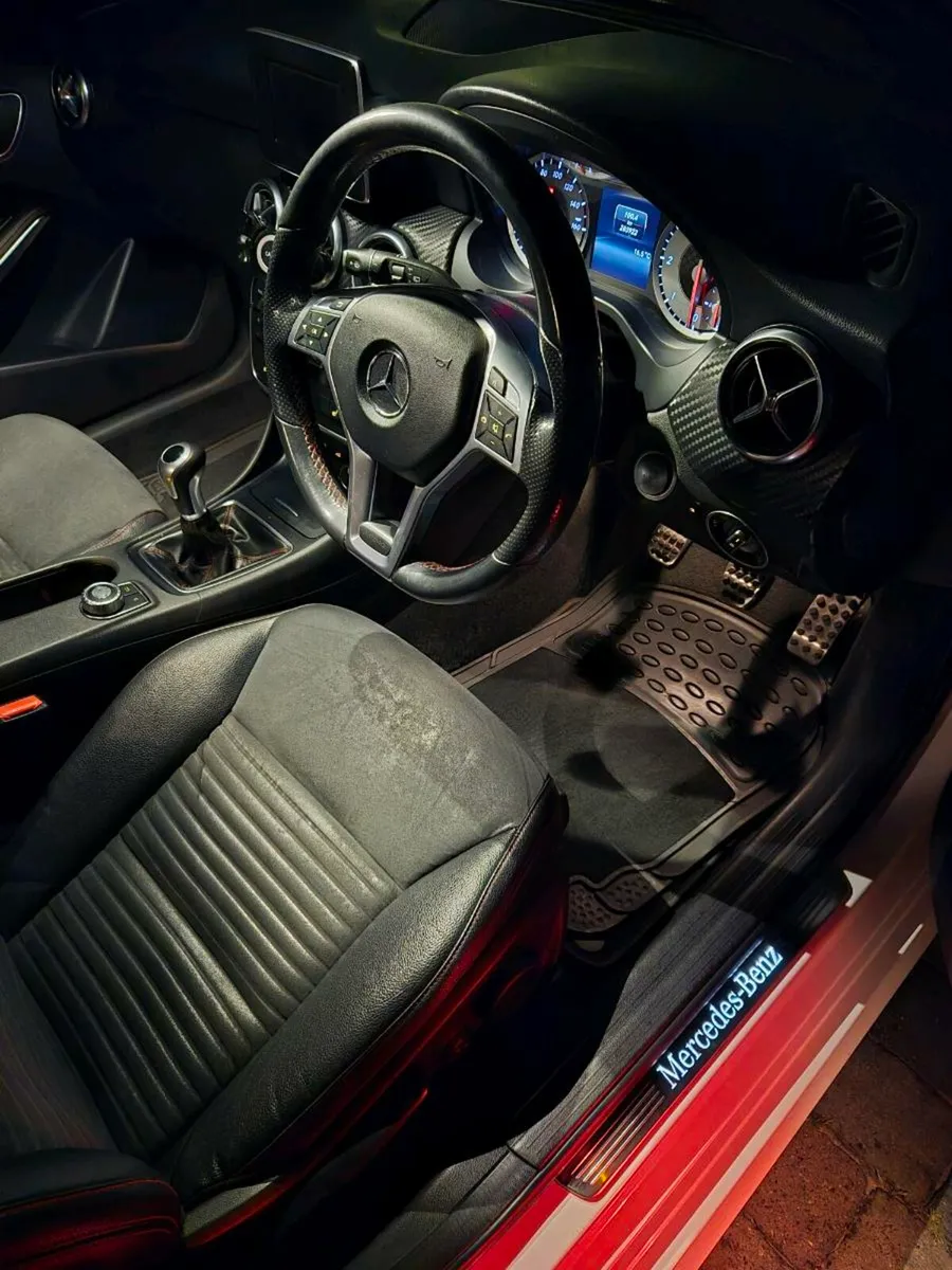 Mercedes Benz A180 Diesel 2015 - Image 2