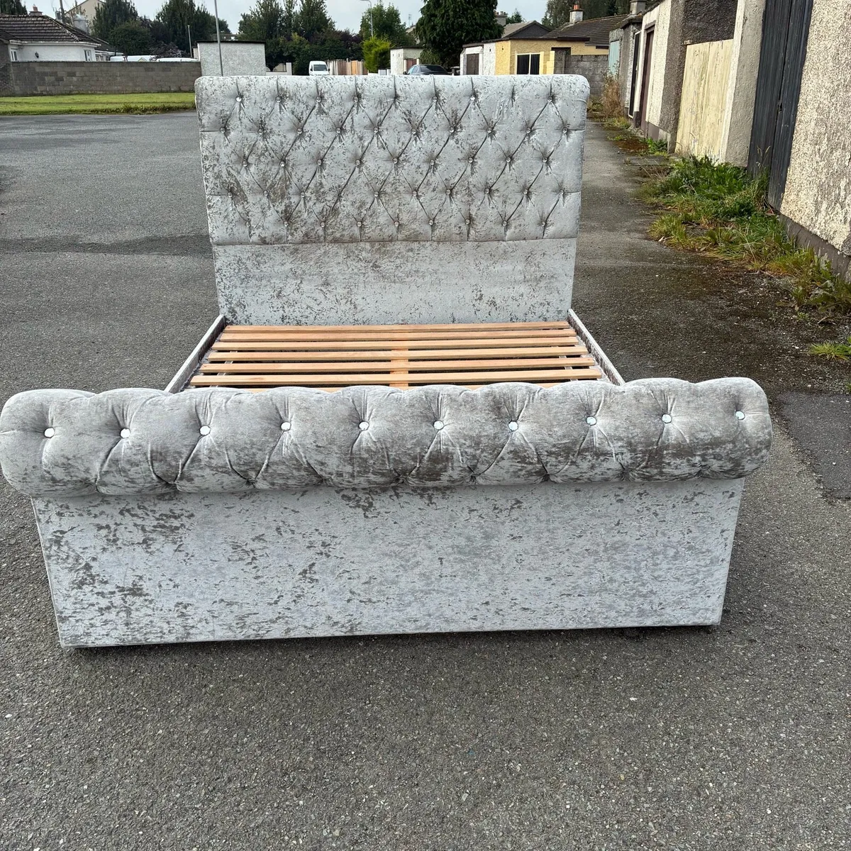 5ft King Silver Crushed Velvet 💎 Bed Frame - Image 1